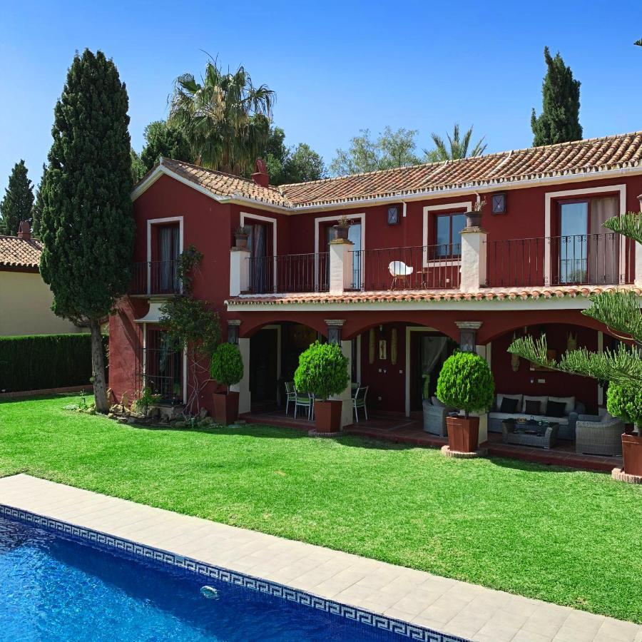 Nabrisa Marbella, 5 Bedroom, Private Pool, Garden, Bbq Pousada *
