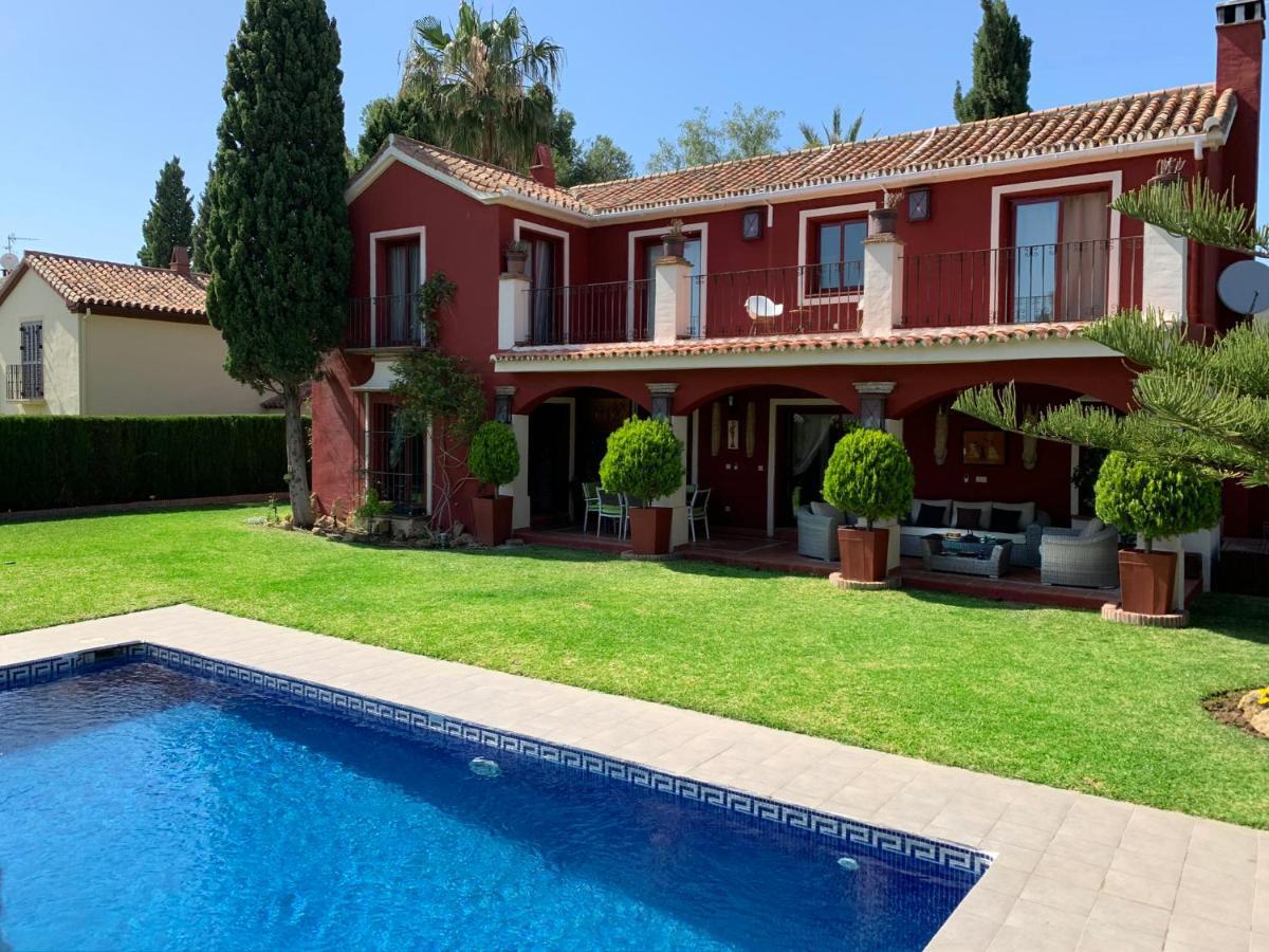 Nabrisa Marbella, 5 Bedroom, Private Pool, Garden, Bbq *