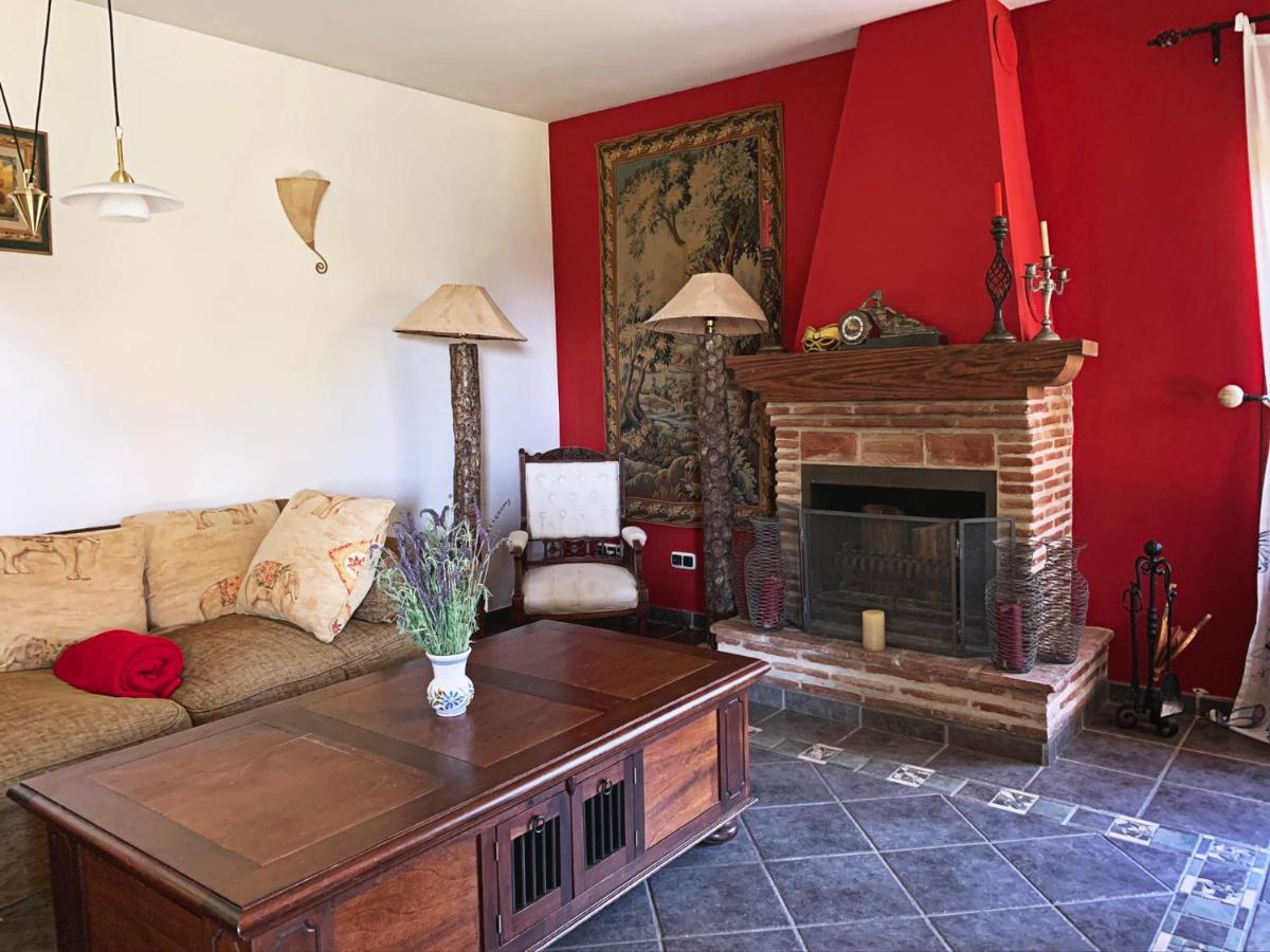Nabrisa Marbella, 5 Bedroom, Private Pool, Garden, Bbq *