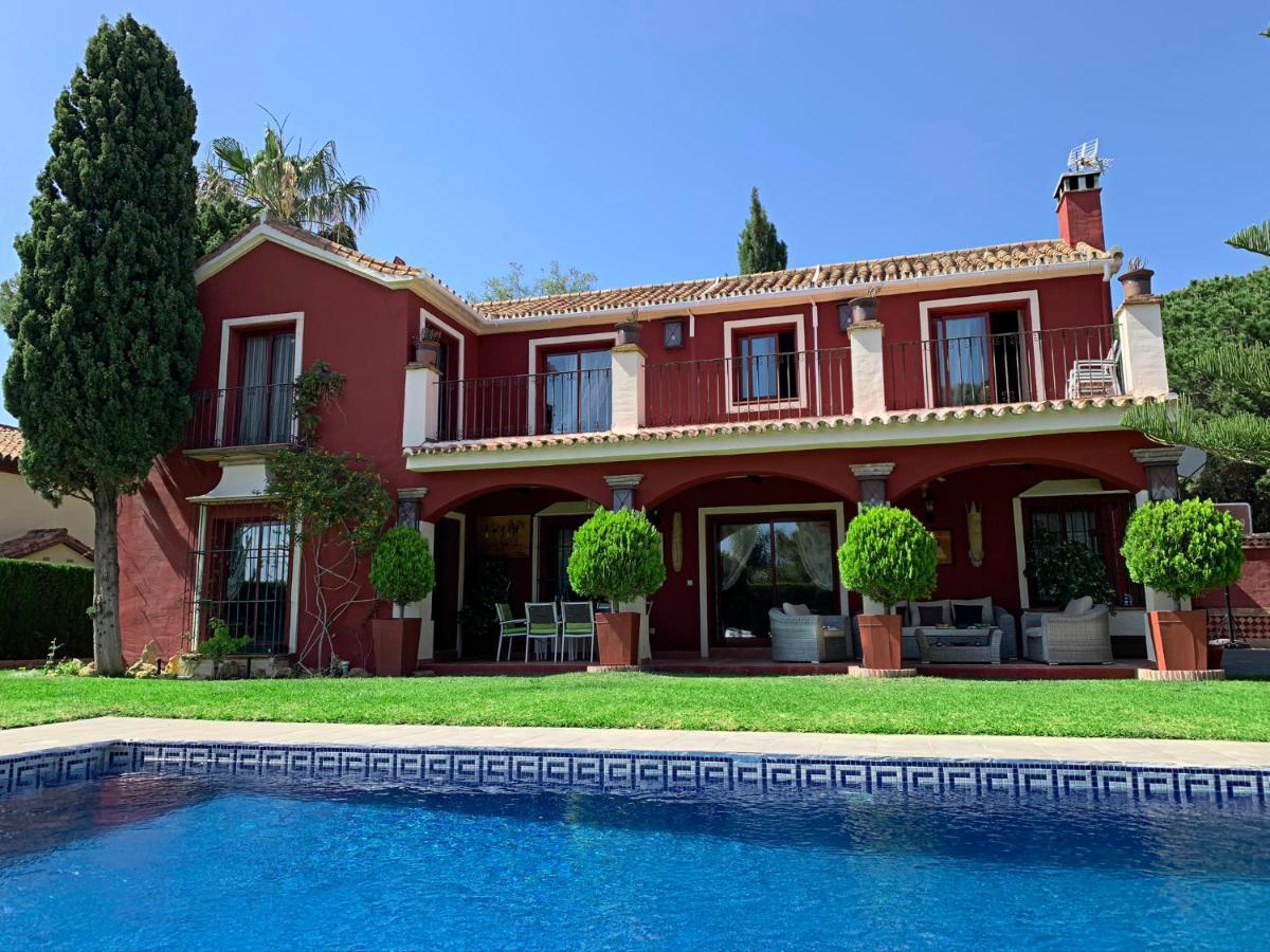 Nabrisa Marbella, 5 Bedroom, Private Pool, Garden, Bbq Pousada *