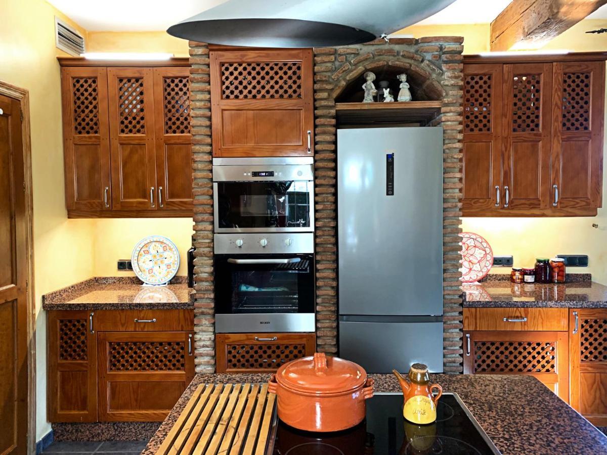 Nabrisa Marbella, 5 Bedroom, Private Pool, Garden, Bbq Pousada Marbella