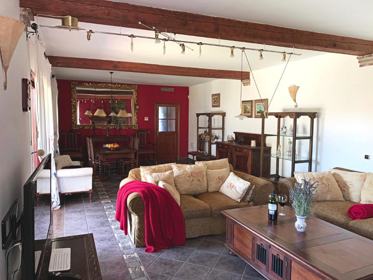 Nabrisa Marbella, 5 Bedroom, Private Pool, Garden, Bbq Pousada